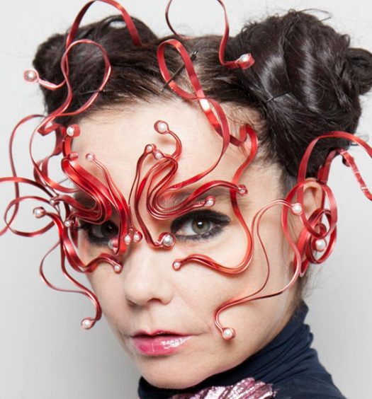 Album Review: Björk- Utopia